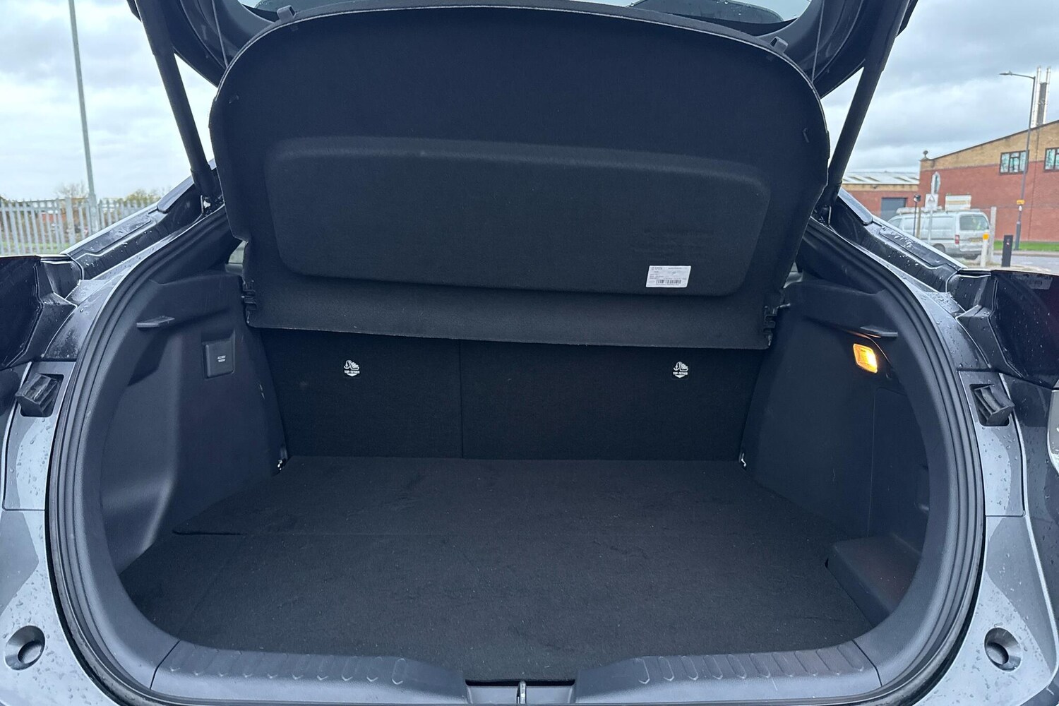 Used Toyota C-HR 2024 for sale - 76539583: Photo 14