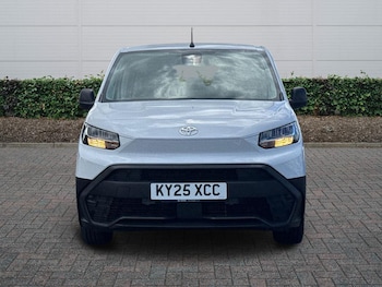 Used Toyota PROACE CITY Verso 2025 for sale - 78912503: Photo