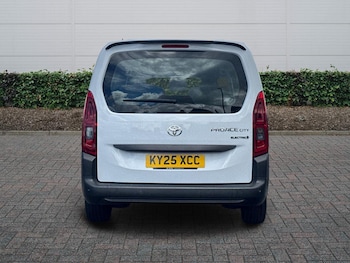 Used Toyota PROACE CITY Verso 2025 for sale - 78912503: Photo