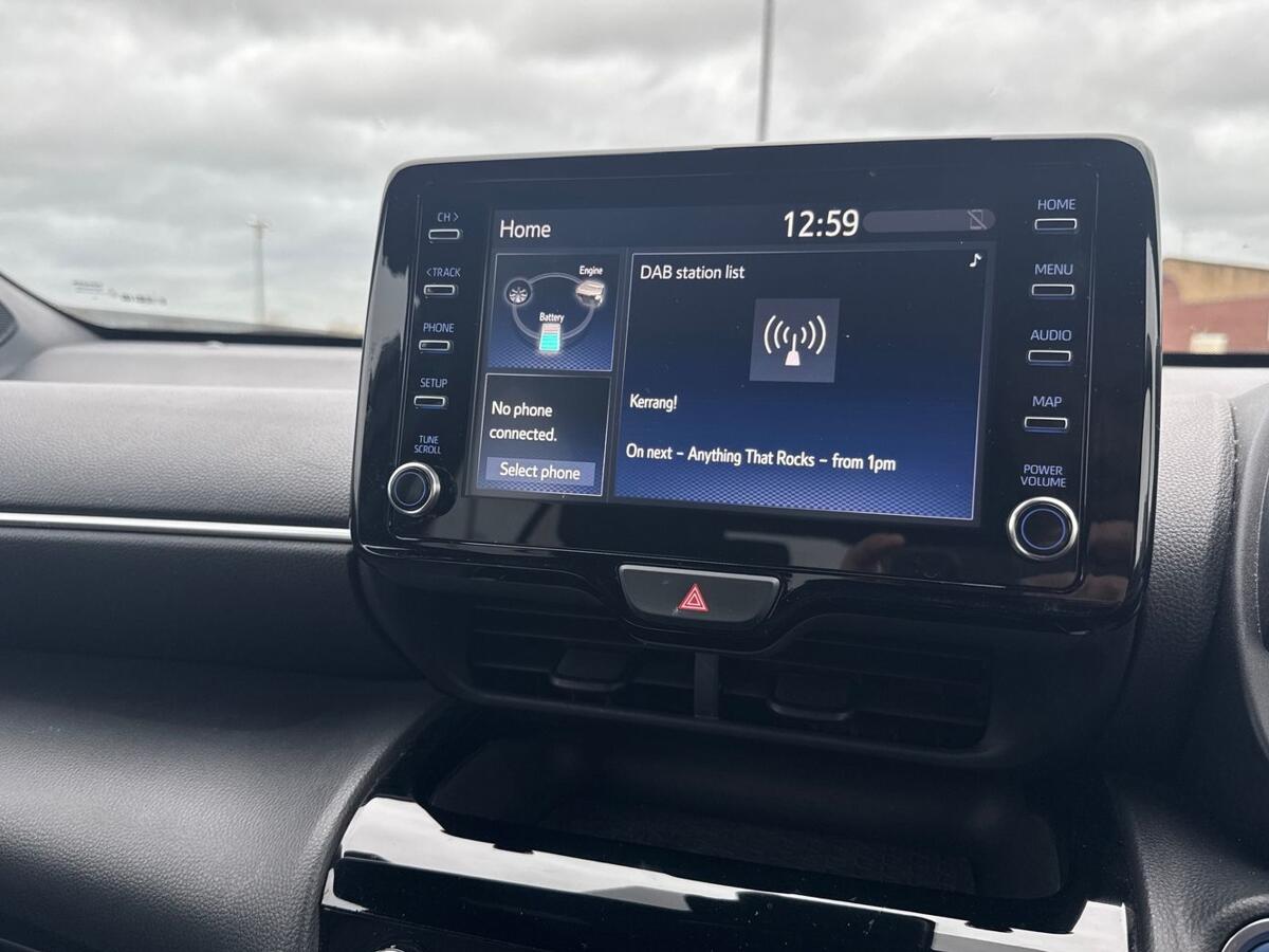 Used Toyota Yaris 2023 for sale - 76647345: Photo 11