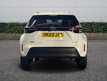 Used Toyota Yaris 2023 for sale - 76647345: Photo