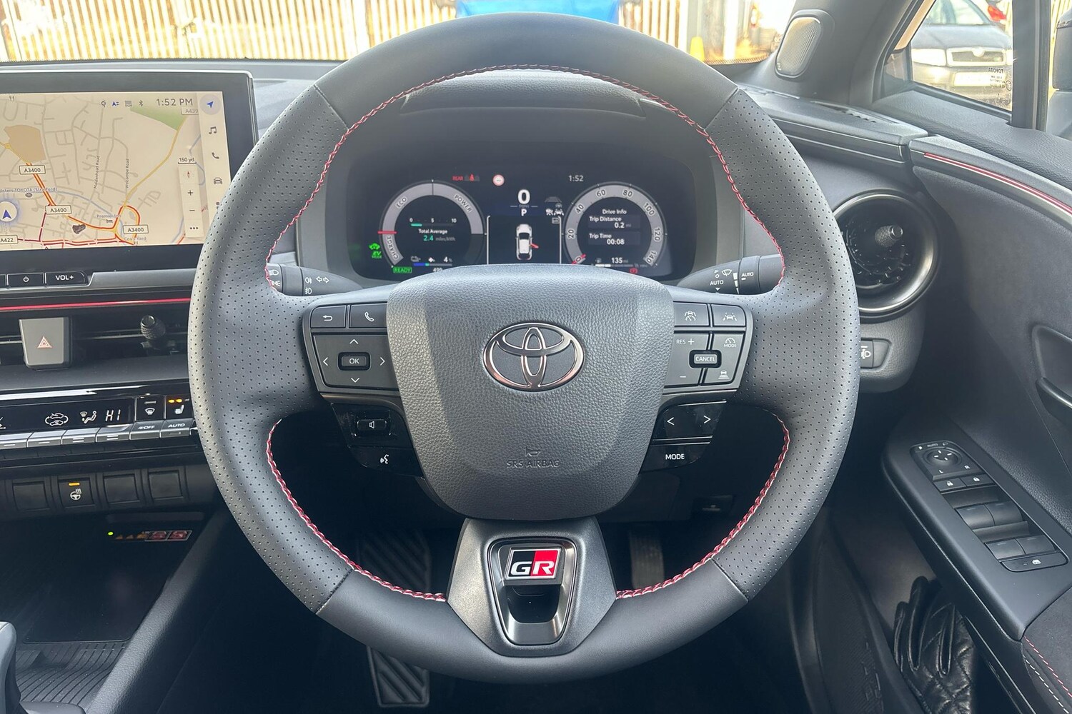 Used Toyota C-HR 2024 for sale - 76647376: Photo 6