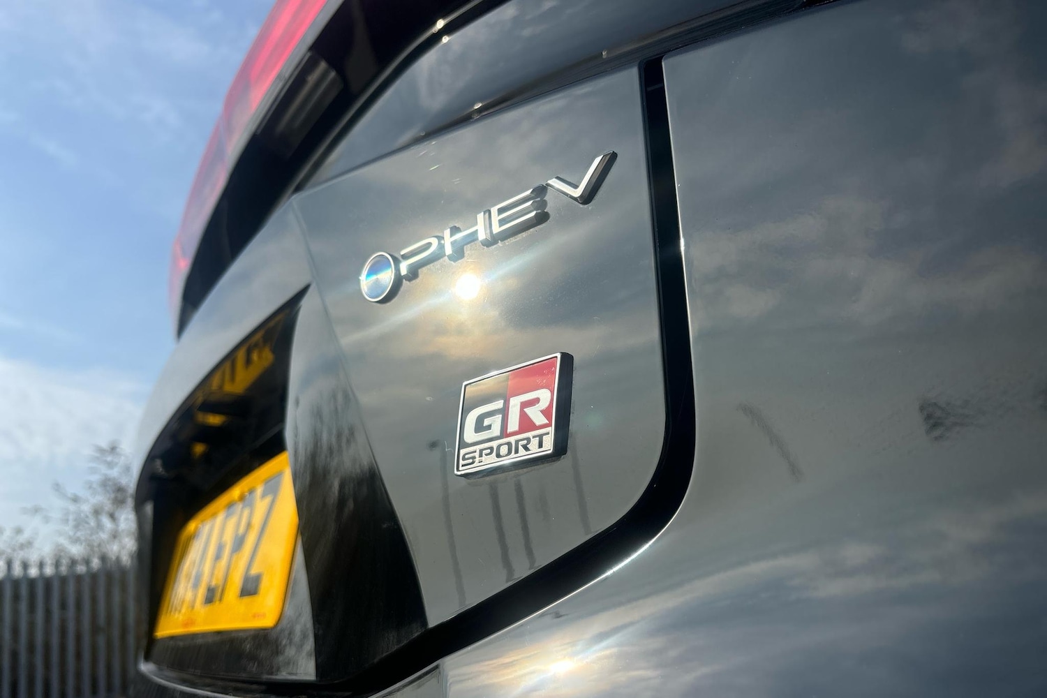 Used Toyota C-HR 2024 for sale - 76647376: Photo 8