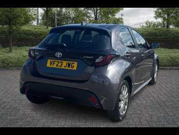 Used Toyota Yaris 2023 for sale - 75073162: Photo