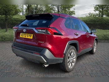 Used Toyota RAV4 2022 for sale - 76073764: Photo 2