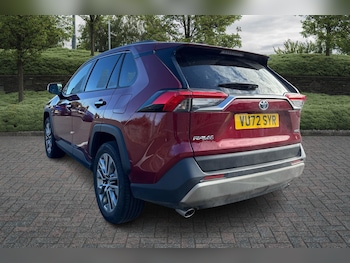 Used Toyota RAV4 2022 for sale - 76073764: Photo 4