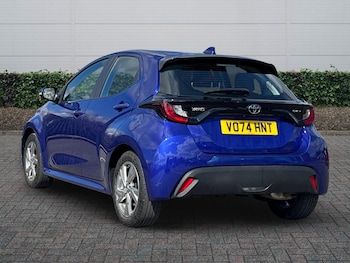 Used Toyota Yaris 2024 for sale - 77971396: Photo