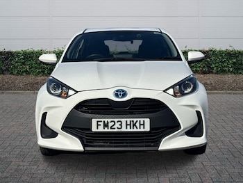 Used Toyota Yaris 2023 for sale - 79534338: Photo