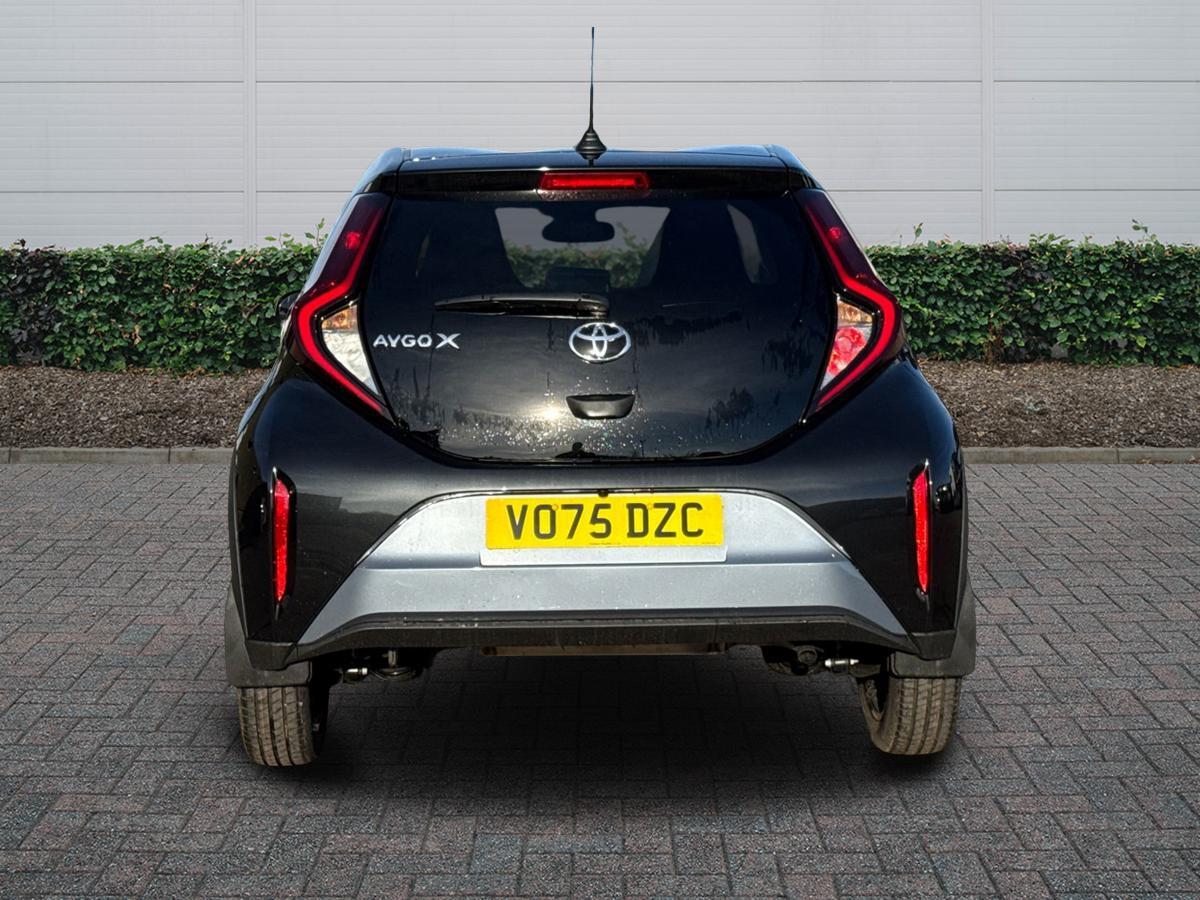 Used Toyota Aygo X 2025 for sale - 76800636: Photo 4