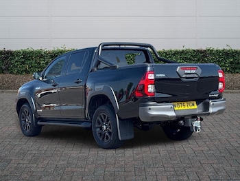 Used Toyota Hilux 2025 for sale - 78977635: Photo
