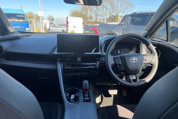 Used Toyota C-HR 2024 for sale - 76123849: Photo 5