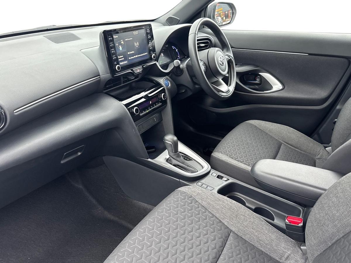 Used Toyota Yaris 2023 for sale - 76514453: Photo 7