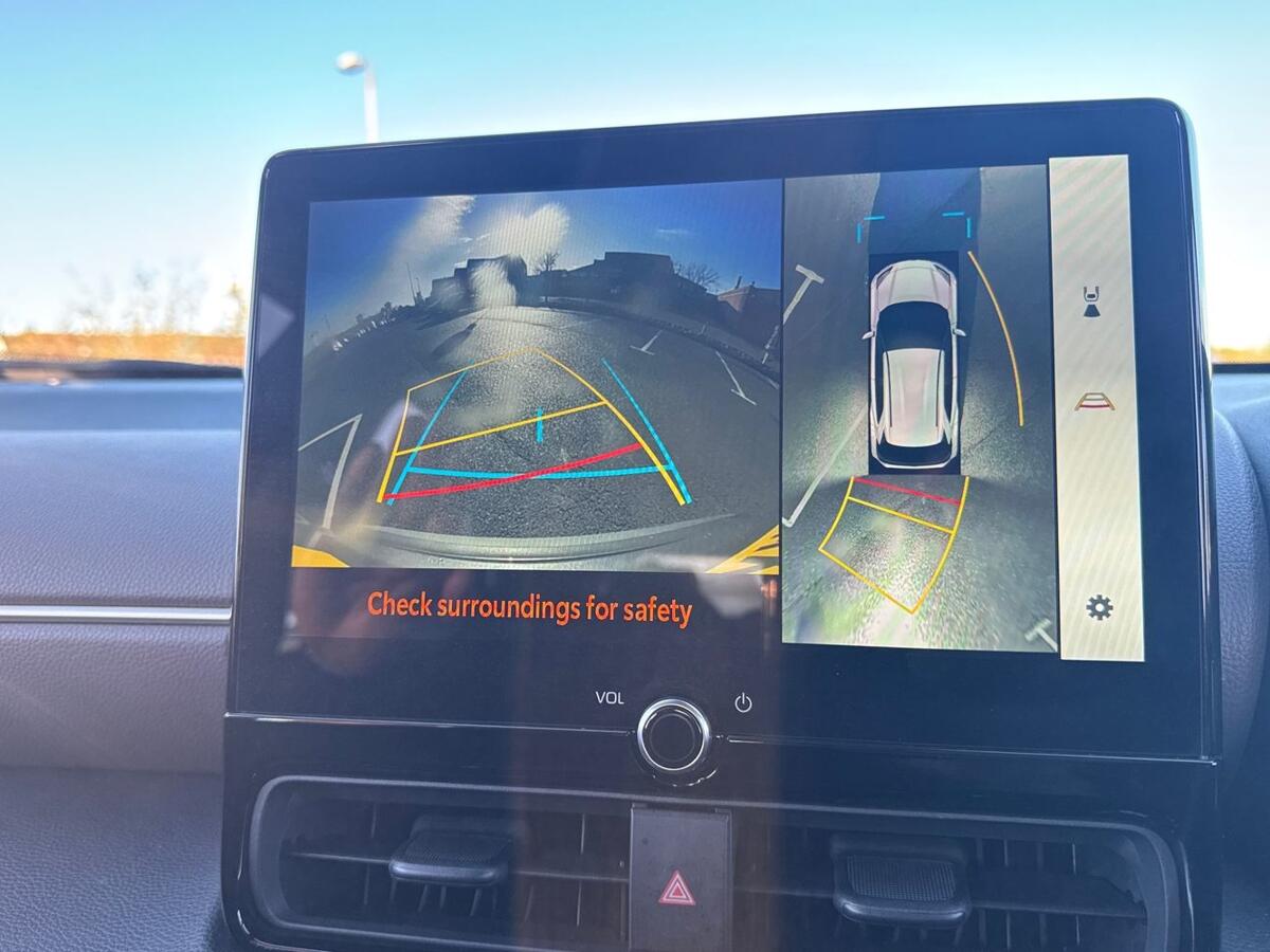 Used Toyota Yaris 2025 for sale - 76647342: Photo 11