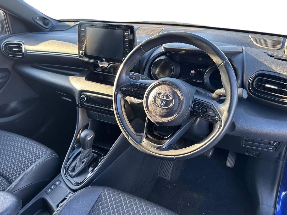 Used Toyota Yaris 2022 for sale - 76359786: Photo 12