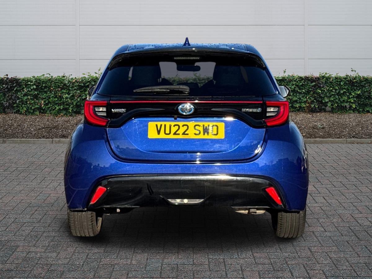 Used Toyota Yaris 2022 for sale - 76359786: Photo 4