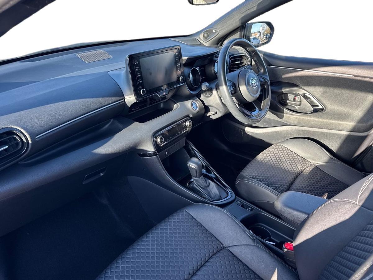 Used Toyota Yaris 2022 for sale - 76359786: Photo 7