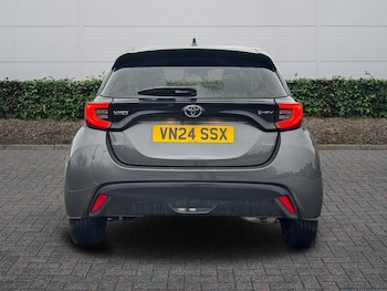 Used Toyota Yaris 2024 for sale - 77124716: Photo