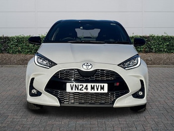 Used Toyota Yaris 2024 for sale - 77725232: Photo