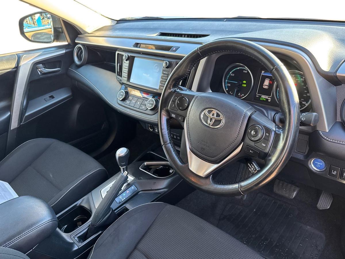 Used Toyota RAV4 2018 for sale - 76848983: Photo 12