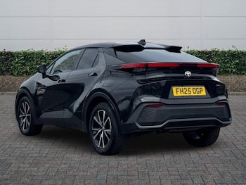Used Toyota C-HR 2025 for sale - 79659255: Photo