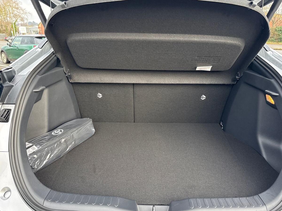 Used Toyota C-HR 2025 for sale - 77145316: Photo 10