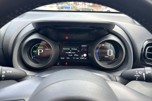 Used Toyota Yaris 2022 for sale - 75901533: Photo 9