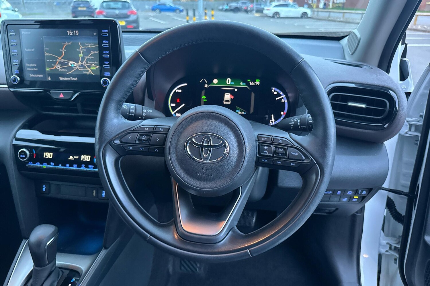 Used Toyota Yaris 2023 for sale - 76514423: Photo 6