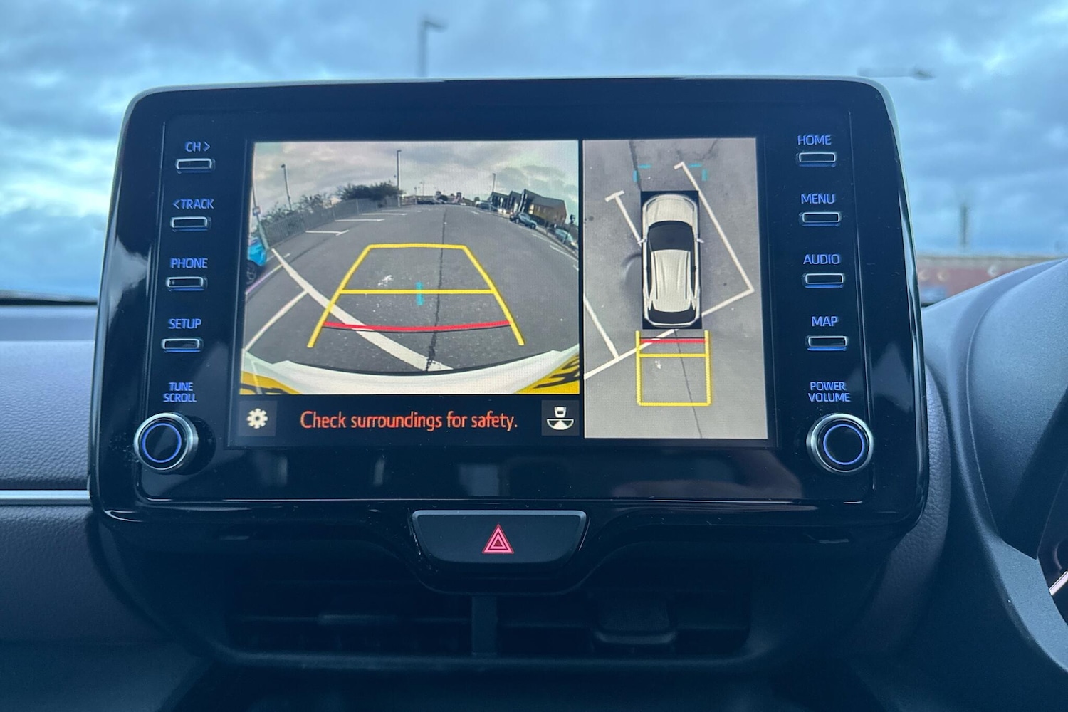 Used Toyota Yaris 2023 for sale - 76514423: Photo 8