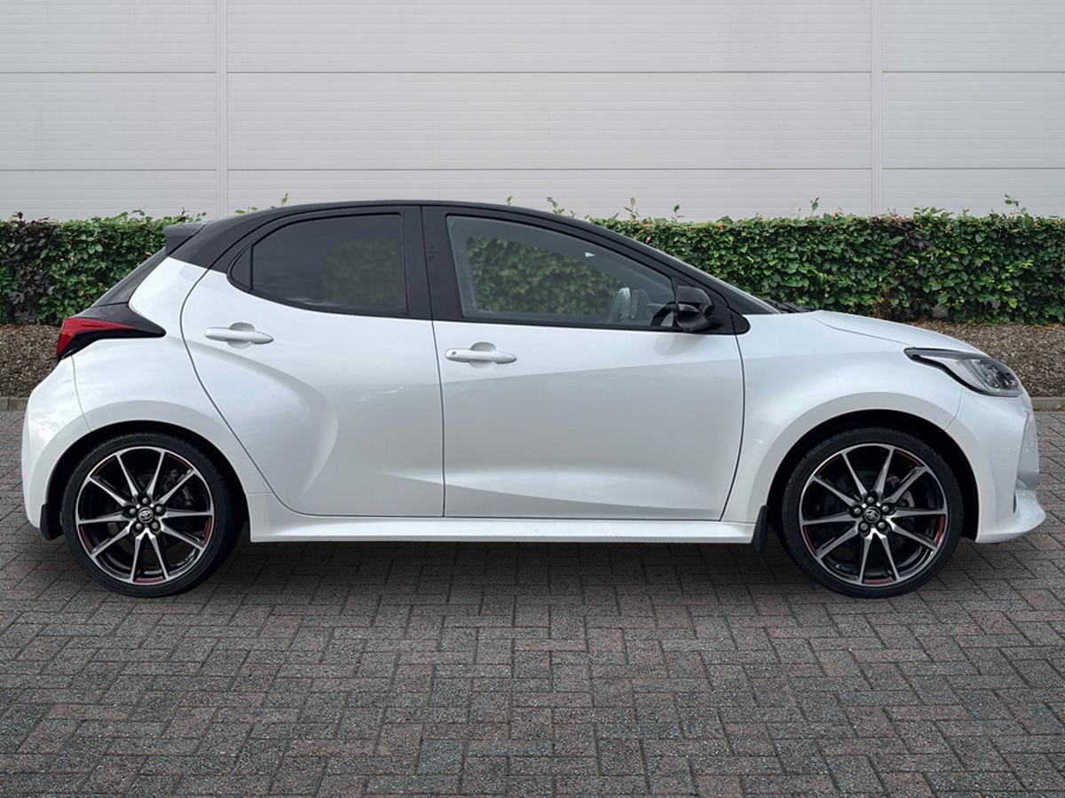 Used Toyota Yaris 2023 for sale - 77498131: Photo 5