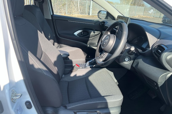 Used Toyota Yaris 2024 for sale - 75770801: Photo 11