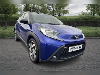 2024 (74) - 1.0 VVT-i Edge 5dr