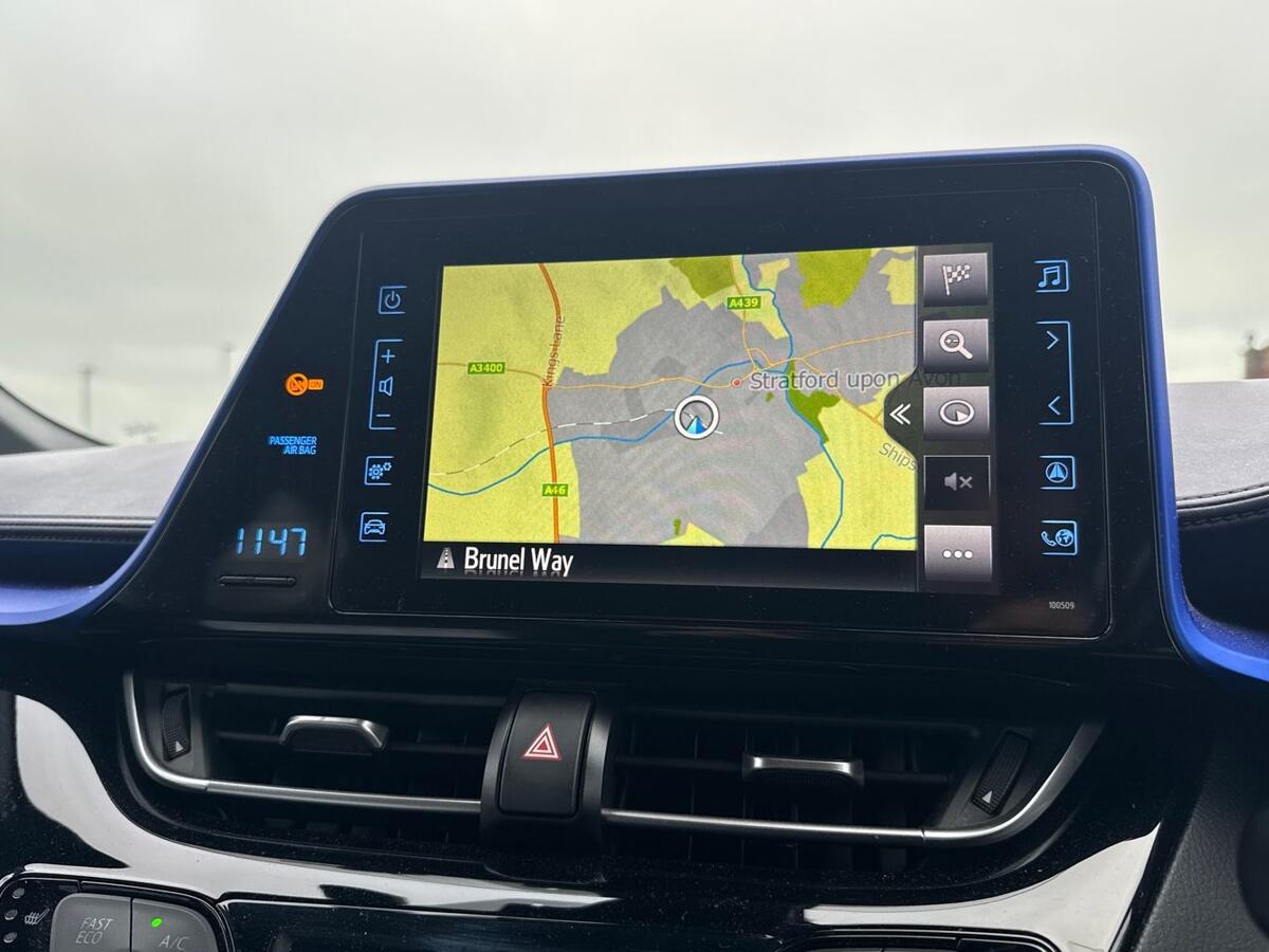 Used Toyota C-HR 2018 for sale - 77013395: Photo 11