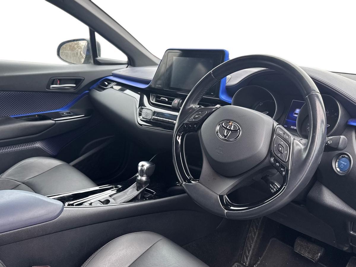 Used Toyota C-HR 2018 for sale - 77013395: Photo 12
