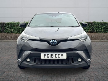 Used Toyota C-HR 2018 for sale - 77013395: Photo
