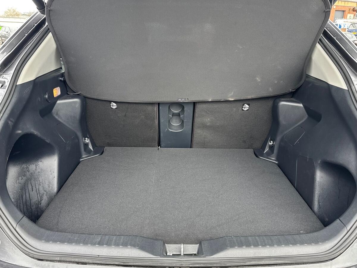 Used Toyota Yaris Cross 2024 for sale - 78215632: Photo 10