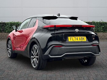 Used Toyota C-HR 2024 for sale - 77785702: Photo