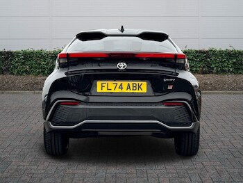 Used Toyota C-HR 2024 for sale - 77785702: Photo