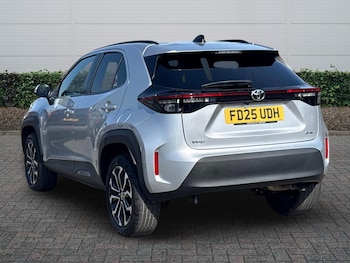 Used Toyota Yaris 2025 for sale - 78117347: Photo