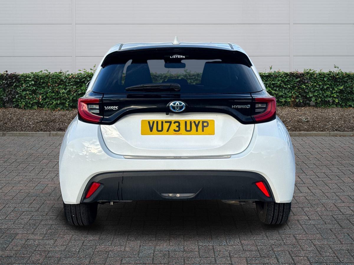 Used Toyota Yaris 2023 for sale - 76635399: Photo 4