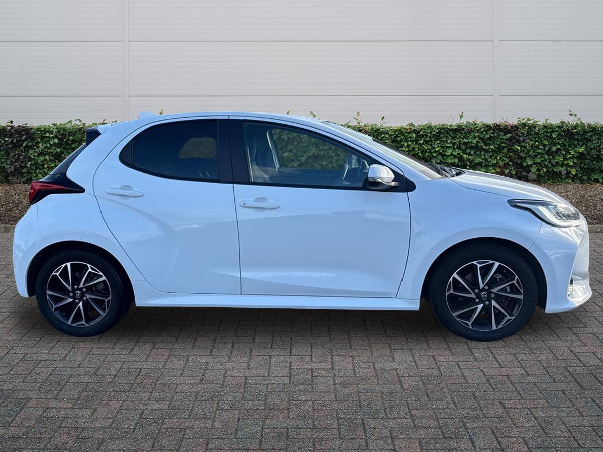 Used Toyota Yaris 2023 for sale - 76635399: Photo 5