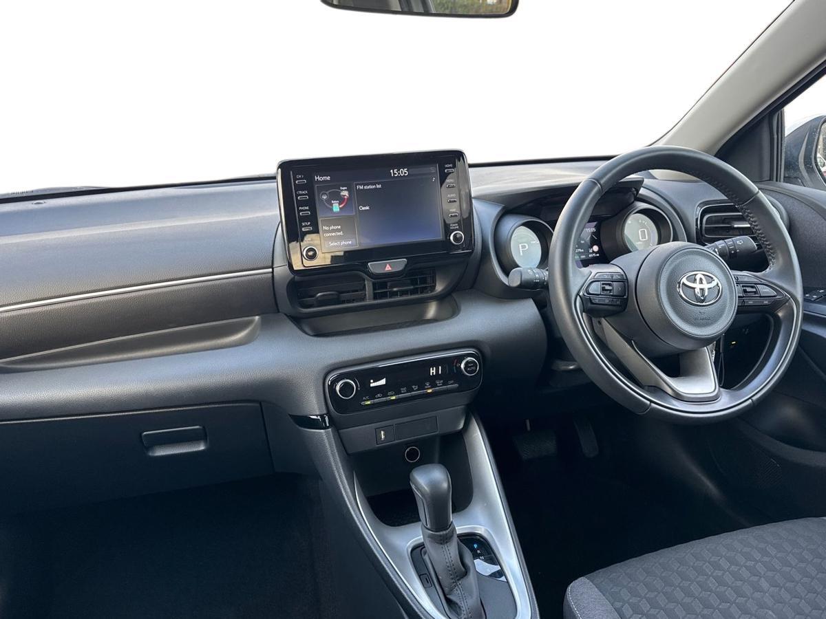 Used Toyota Yaris 2023 for sale - 76635399: Photo 7