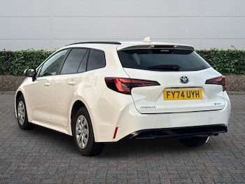 Used Toyota Corolla 2024 for sale - 76800457: Photo