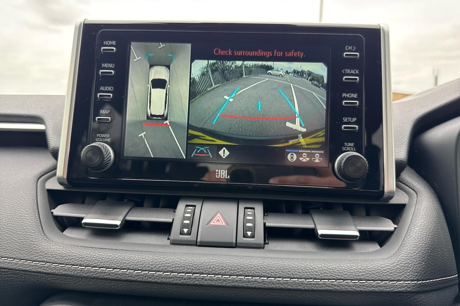 Used Toyota RAV4 2022 for sale - 76523236: Photo 8