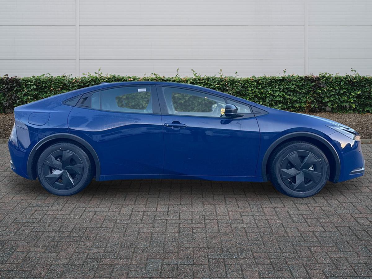 Used Toyota Prius 2025 for sale - 77013659: Photo 5