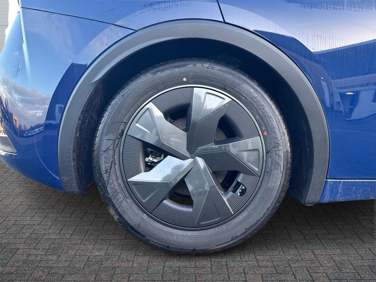 Used Toyota Prius 2025 for sale - 77013659: Photo 6