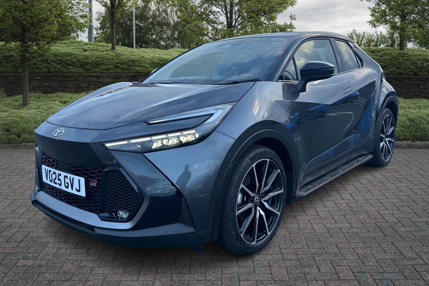 Used Toyota C-HR 2025 for sale - 76514481: Photo 3