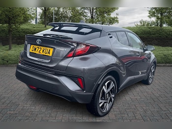 Used Toyota C-HR 2022 for sale - 76359783: Photo