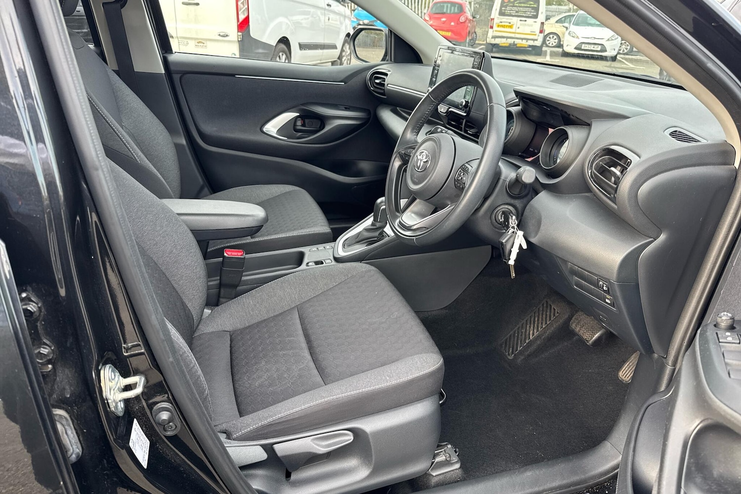Used Toyota Yaris 2022 for sale - 76086097: Photo 11