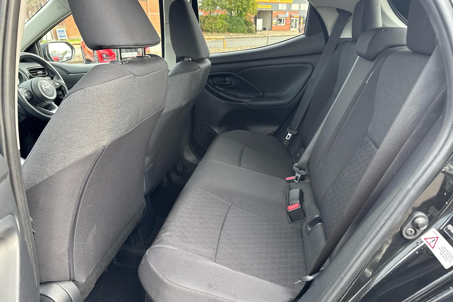Used Toyota Yaris 2022 for sale - 76086097: Photo 12