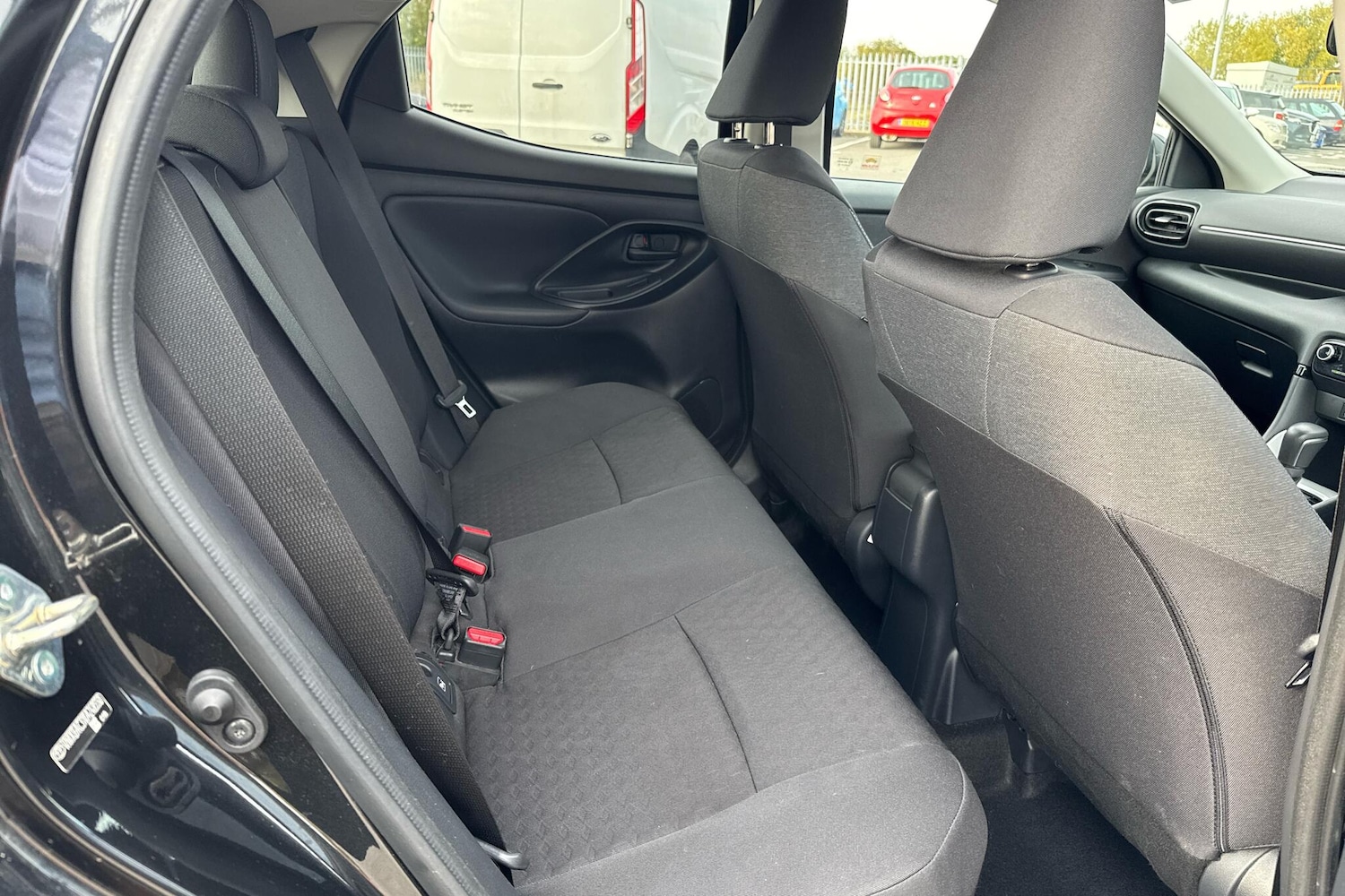 Used Toyota Yaris 2022 for sale - 76086097: Photo 13